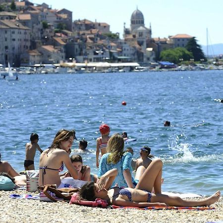 N & D Apartment Sibenik Bagian luar foto