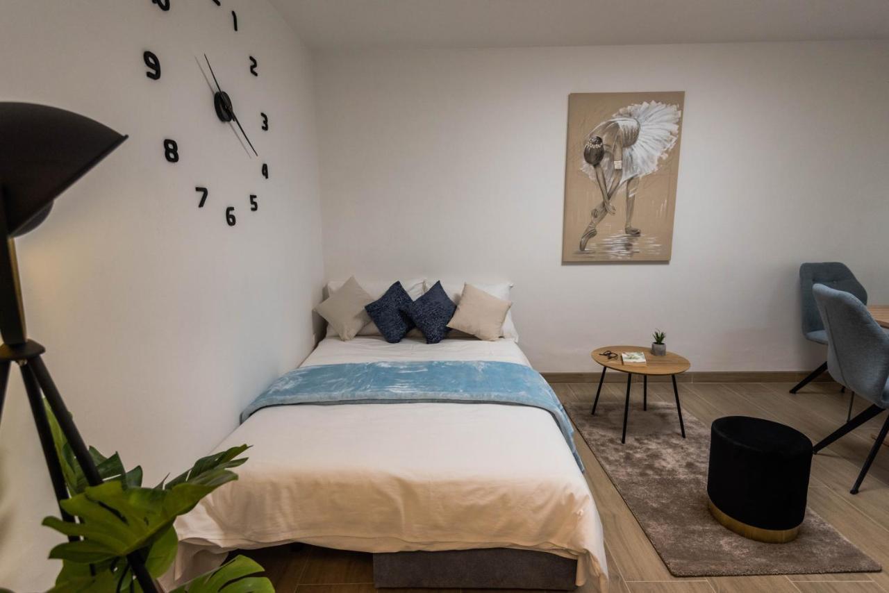 N & D Apartment Sibenik Bagian luar foto