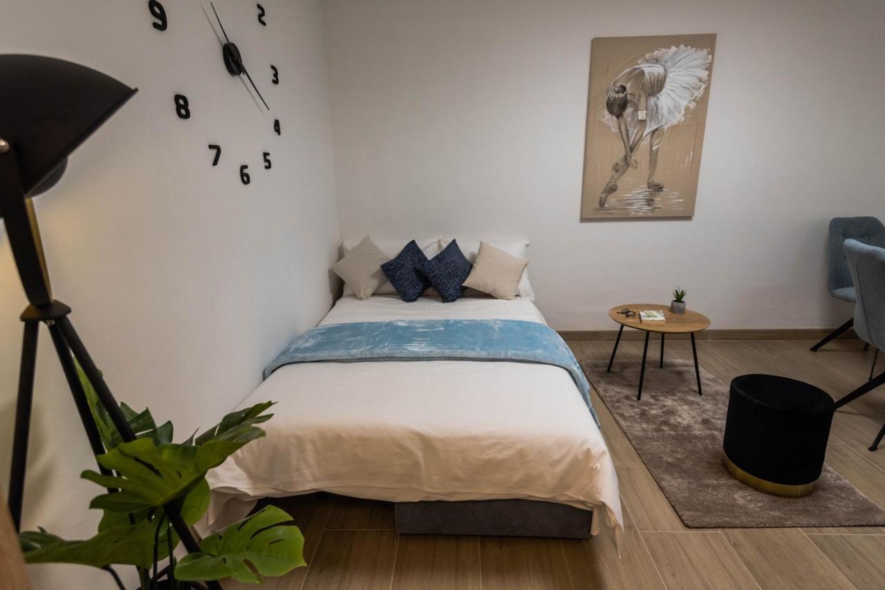 N & D Apartment Sibenik Bagian luar foto